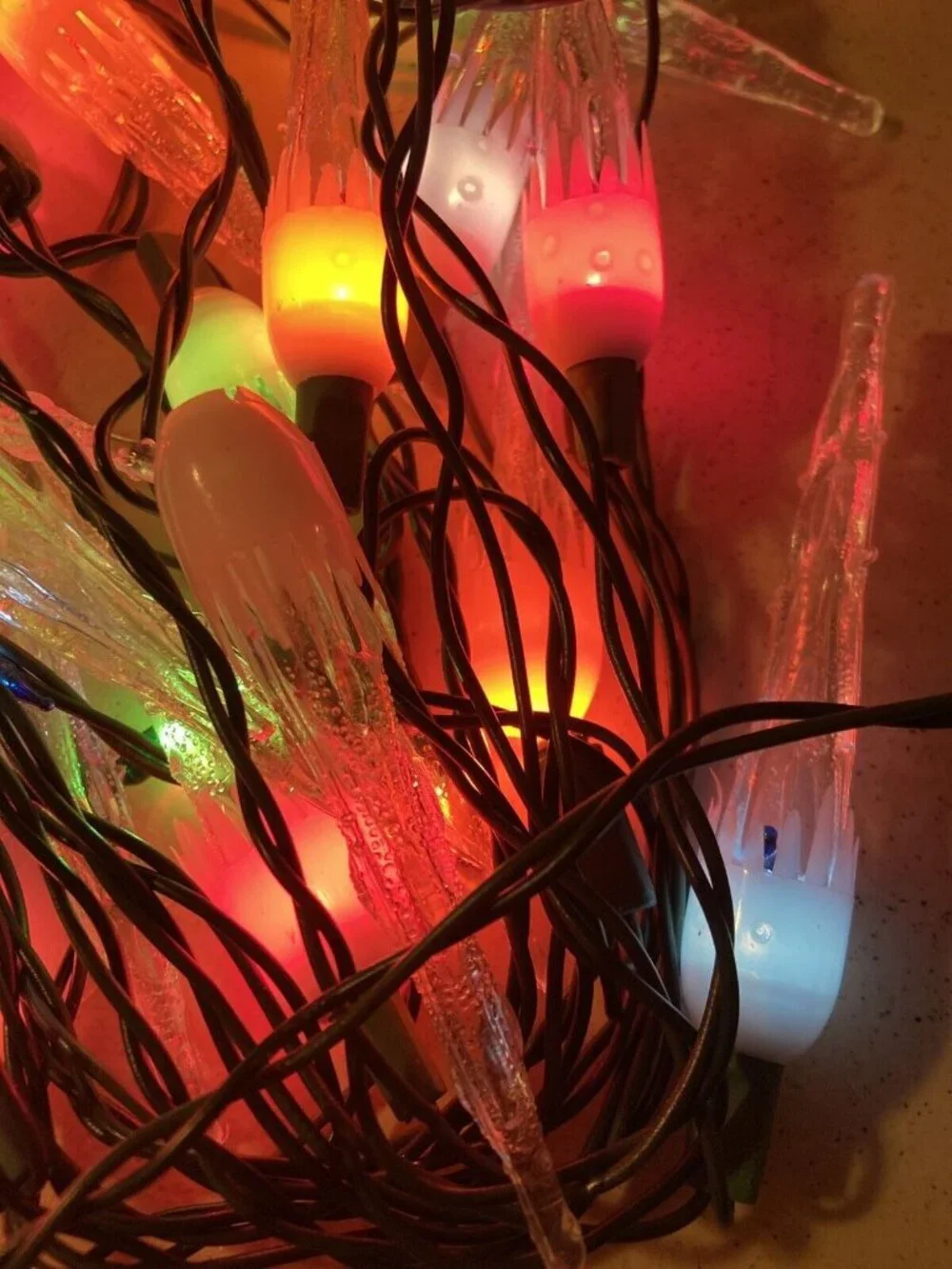 Midget Icicle Lights 20 Multicolor  Indoor Outdoor String Christmas Lights